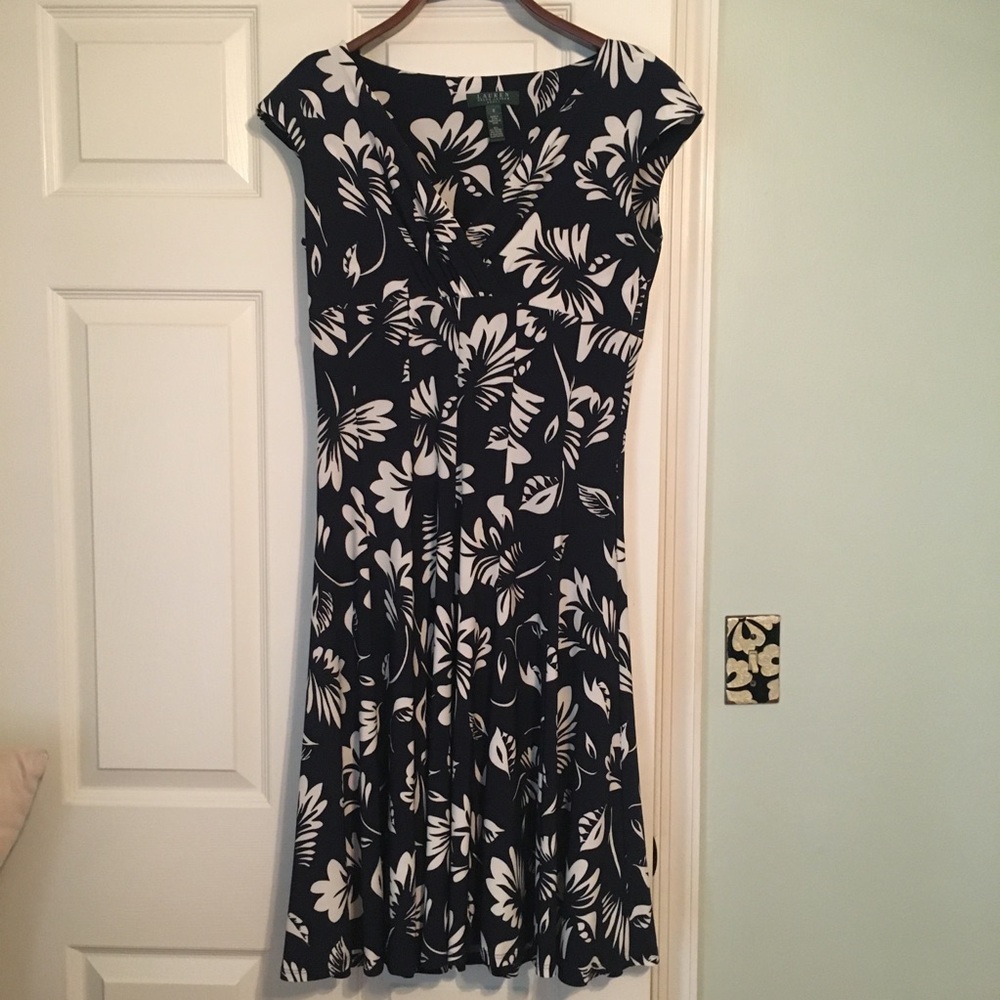 Ralph Lauren blue/cream dress size 8-A23